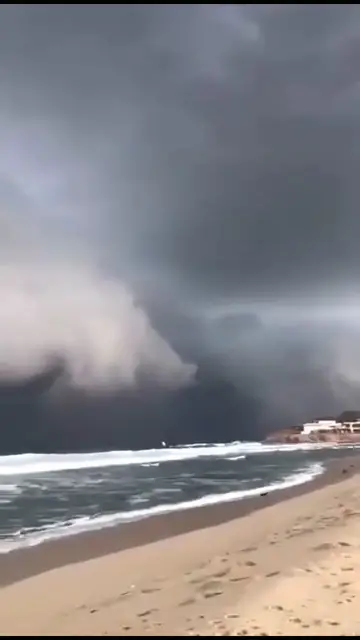 Video thumbnail for Lidia unexpectedly strengthens, becomes a major category 3 hurricane just before landfall in Mexico