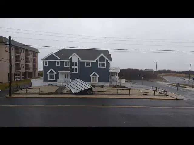 Video thumbnail for Today's Nor'easter blew the roof off the swimming pool over at Laguna Grill