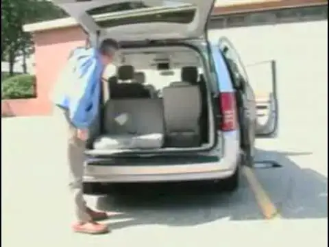 Video thumbnail for 2008 Chrysler minivan Swivel n Go seats demonstration