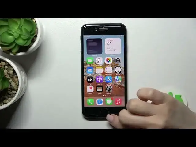 'Video thumbnail for How to Switch On Flashlight on iPhone SE 2022  - Manage iOS Tourch'