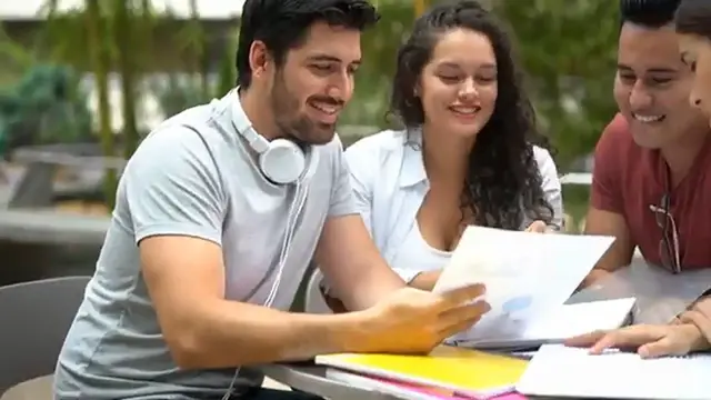 Video thumbnail for 40 Business Ideas for College Students with Low Capital