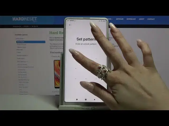 Video thumbnail for How to Set Up Screen Lock in XIAOMI Mi Mix 2S – Find Screen Lock Method