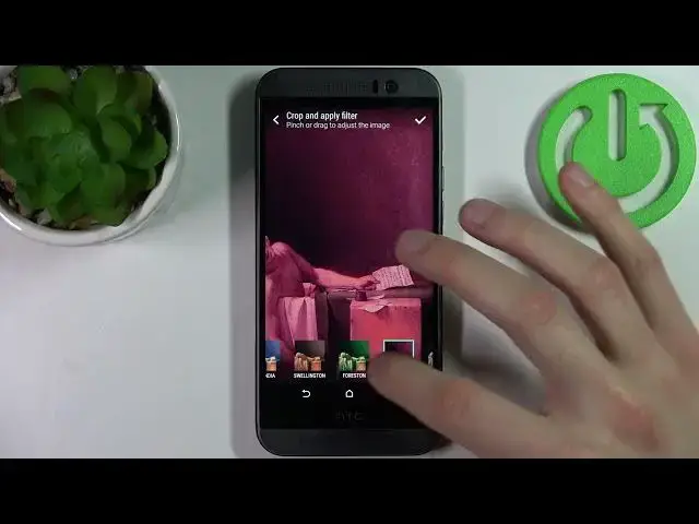 Video thumbnail for How to Switch Wallpaper on HTC One M9E? | Wallpaper Settings