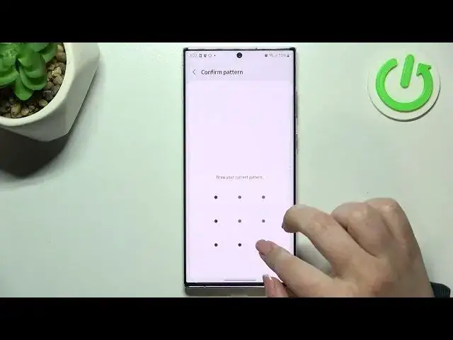'Video thumbnail for How to Clear Credentials on SAMSUNG Galaxy S22 Ultra - Remove Credentials'