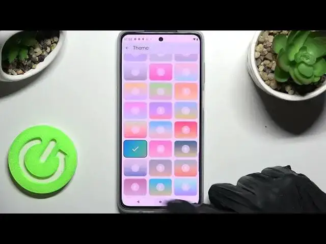 'Video thumbnail for MOTOROLA Moto G52 - How To Change And Customize Keyboard Theme {Gboard}'