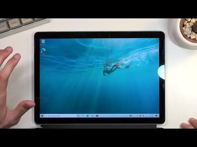 Video thumbnail for How to Take Screenshot in MICROSOFT Surface Go 2 - Capture Screen in Microsoft Laptop
