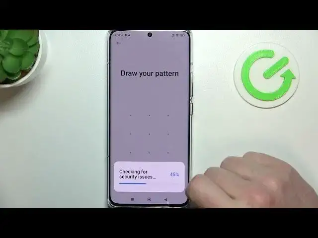 Video thumbnail for Is There a Fingerprint Sensor on Xiaomi 13 Pro?