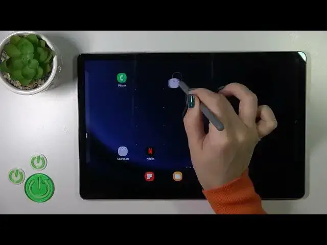 Video thumbnail for How to Create Home Screen Folders in Samsung Galaxy Tab S9 FE+?