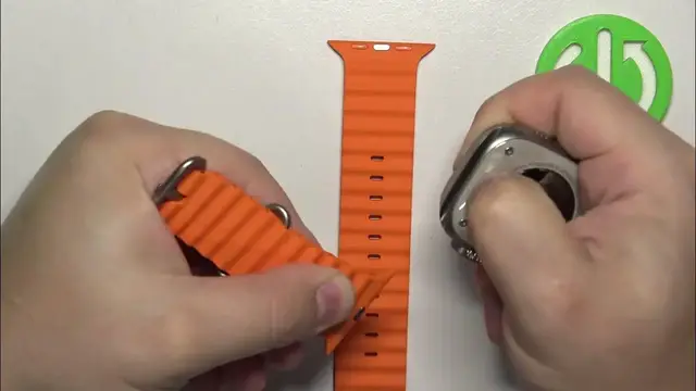 Video thumbnail for How to Change Staps on APPLE Watch Ultra 2