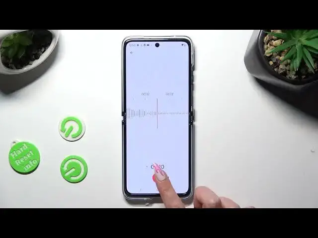 Video thumbnail for How to Record Sounds in Motorola Razr 40 Ultra - Voice Recorder app