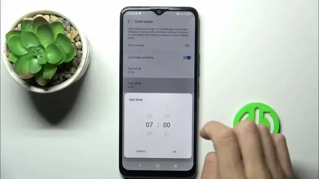 Video thumbnail for How to Enable Dark Theme on TCL 406