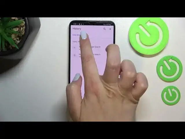 'Video thumbnail for How to Clear Browser Data in SAMSUNG Galaxy S22?'