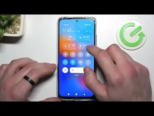 Video thumbnail for How to Turn Off the Flashlight on REDMI Note 11