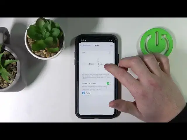 'Video thumbnail for iPhone - How To Lock Apps With Password'