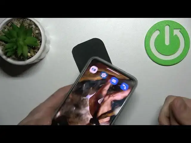 Video thumbnail for Motorola Moto G82 - How To Connect 3,5 mm Headphones