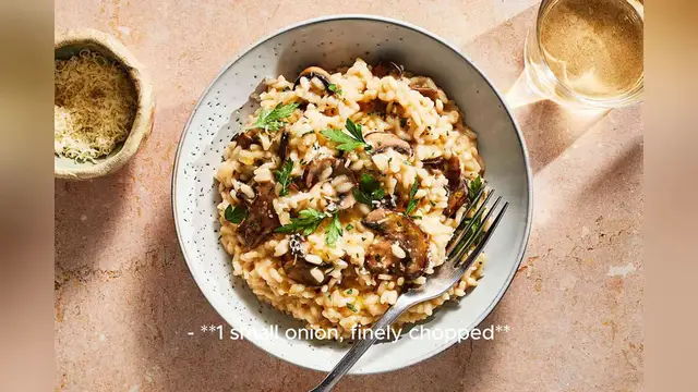 Video thumbnail for mushroom risotto recipe