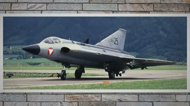 Video thumbnail for Saab 35 Draken – Double Delta Dragon