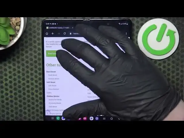 'Video thumbnail for Does the SAMSUNG Galaxy Z Fold5 Device Have an AMOLED Display? Let's Find Out!'