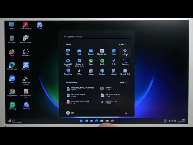 Video thumbnail for How to Pair LG Tone Free FN4 with any Windows Laptop / Computer?