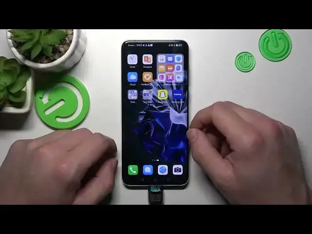 Video thumbnail for How To Plug In Pendrive With Huawei P60 Pro