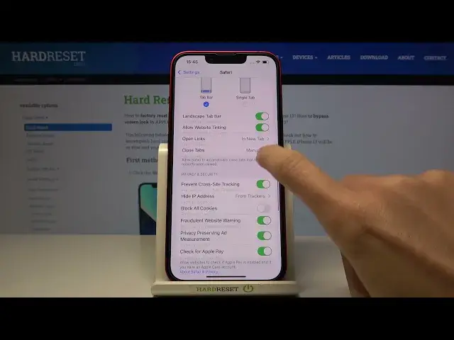 Video thumbnail for How to Clear Browsing Data in iPhone 13 - Remove Browsing History