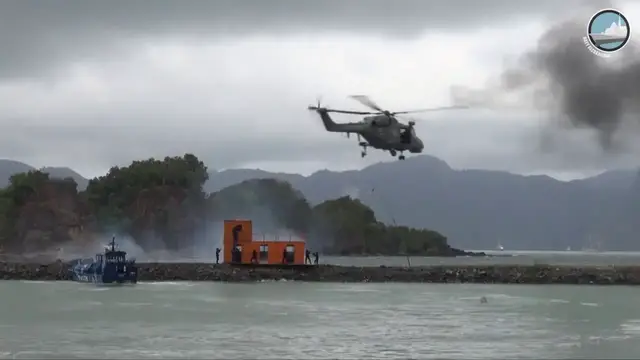 'Video thumbnail for LIMA 2017 Special Forces Maritime Demonstration PASKAL Royal Malaysian Navy Langkawi'