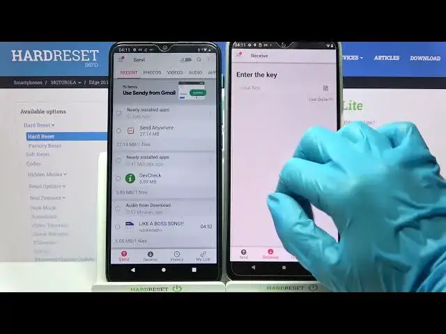 Video thumbnail for How to Transfer Files from Android Device to MOTOROLA Edge 20 Lite – Install Send Anywhere App