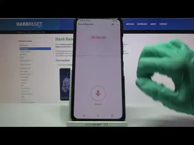 'Video thumbnail for Record and Save Voice - ASUS ZenFone 8 Flip and Sound Recorder App'