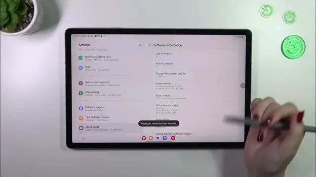 Video thumbnail for How to Enable Auto System Updates on SAMSUNG Galaxy Tab S9 FE+: Stay Ahead of the Game!