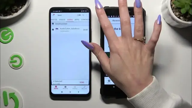 Video thumbnail for How to Transfer Files from Android Device to OUKITEL WP20 – Send Anywhere App
