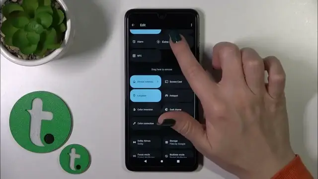 Video thumbnail for How to Edit Notification Panel Shortcuts on MOTOROLA Moto G14