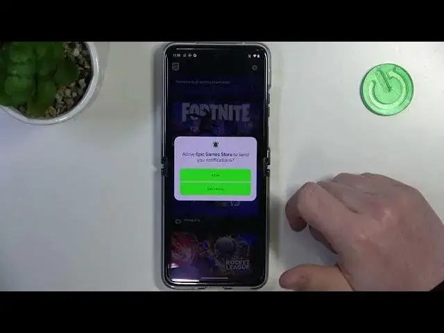 Video thumbnail for Is the FORTNITE Game Available on a MOTOROLA Razr 40 Ultra? Let's Find Out!