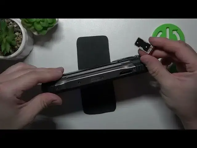 Video thumbnail for Does Doogee V Max Have an SD Card Slot? Can I Extend Storage Memory by SD Card in Doogee Smartphone?