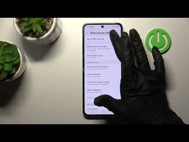 'Video thumbnail for How to Lock SIM Card with SIM PIN in Samsung Galaxy Z Flip4 - Set SIM PIN'