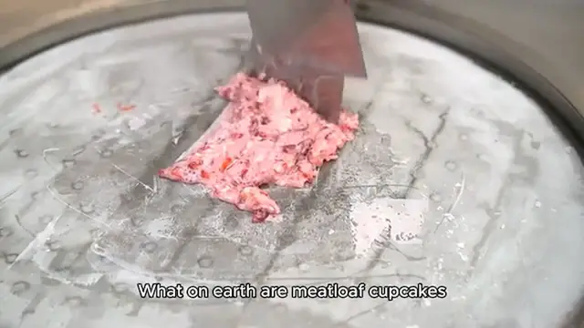 Video thumbnail for Meatloaf Cupcakes Recipe