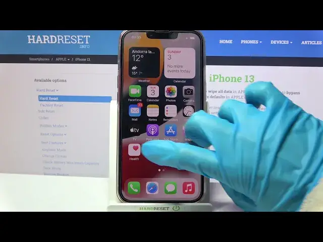 'Video thumbnail for How to Turn On/Off Auto Correction on iPhone 13 – Text Correction Options'