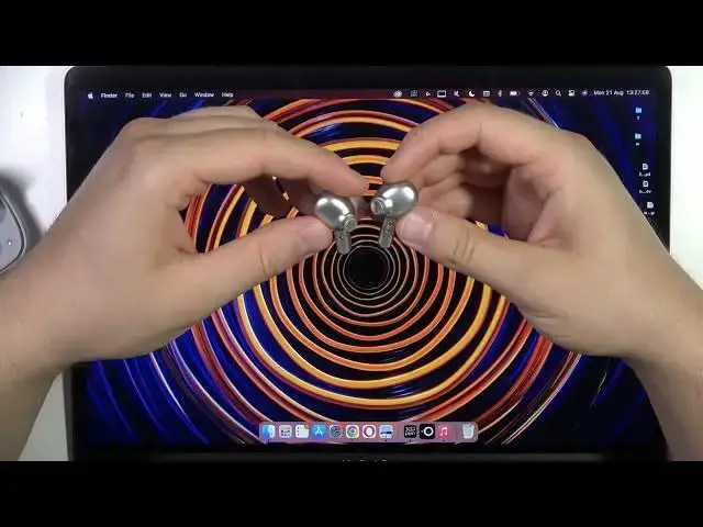 Video thumbnail for How to Pair JBL Live Pro 2 with Macbook?