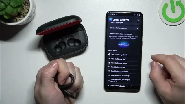 Video thumbnail for How To Manage & Use Voice Assistant On SkullCandy Push Active