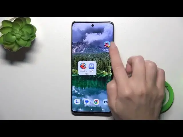 Video thumbnail for How to Create Home Screen Folders on MOTOROLA Edge 40 Neo