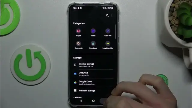 'Video thumbnail for How to Clear App Cache and Data on SAMSUNG Galaxy S24'