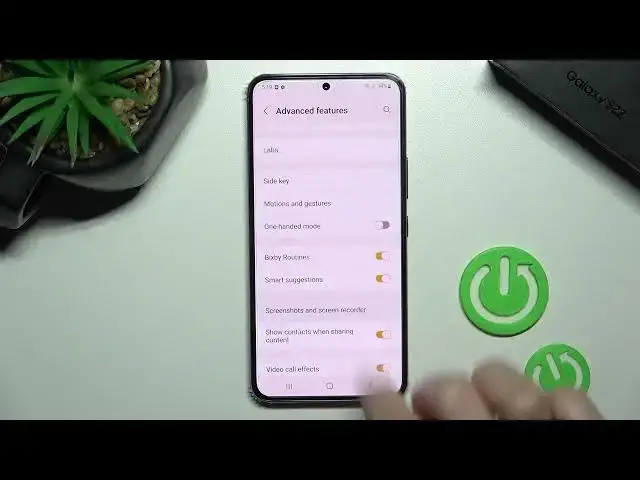 'Video thumbnail for How to Change Screenshot Format in Samsung Galaxy S22?'