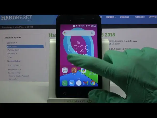 'Video thumbnail for Change Font Size / Manage Display Settings - ALCATEL U3 2018'