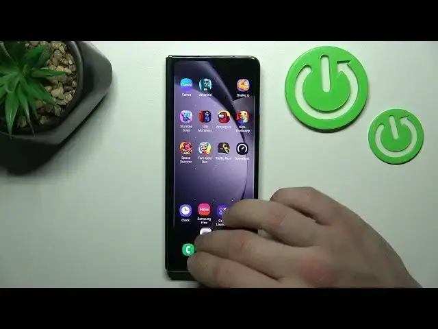 'Video thumbnail for How to Restore/Remove Messages App Shortcut to/from the Home Screen on a SAMSUNG Galaxy Z Fold5'