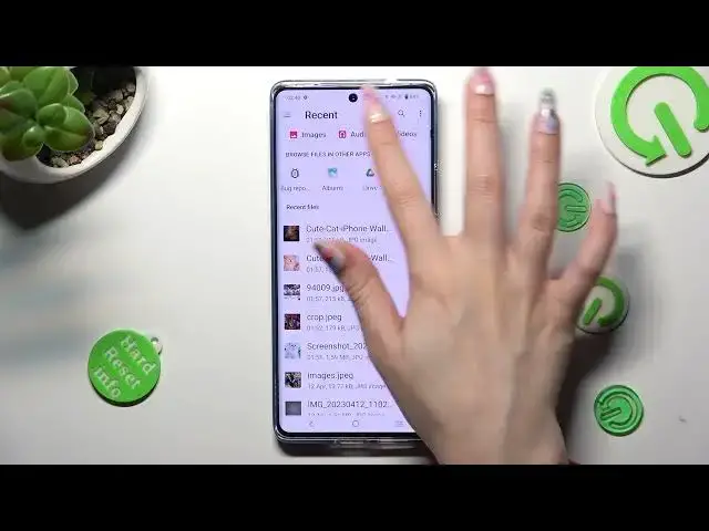 Video thumbnail for How to Attach Photos & Videos to a Text Message on a VIVO X90 Pro - Add Media to an SMS Message