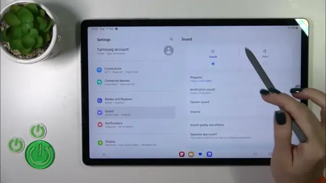 Video thumbnail for How to Turn On and Off Silent Mode on the Samsung Galaxy Tab S9 FE+