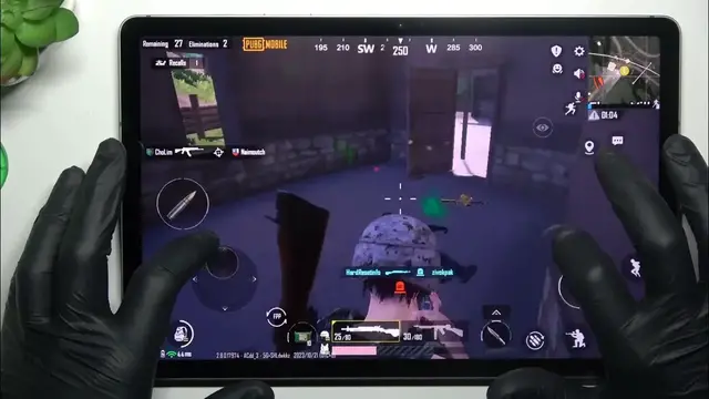 Video thumbnail for PUBG Short Gameplay on Samsung Galaxy TAB S9 FE – Efficiency Test | Gaming Performance