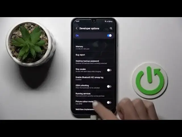 'Video thumbnail for How to Activate Automatic System Updates on SAMSUNG Galaxy F34'