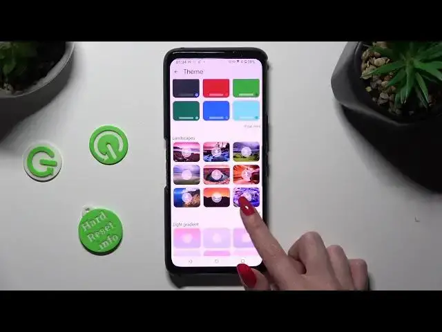 Video thumbnail for How to Customize the Keyboard Theme & Style on ASUS ROG Phone 7