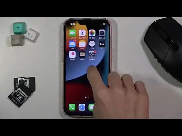 'Video thumbnail for How to Close All Running Apps in iPhone 13?'