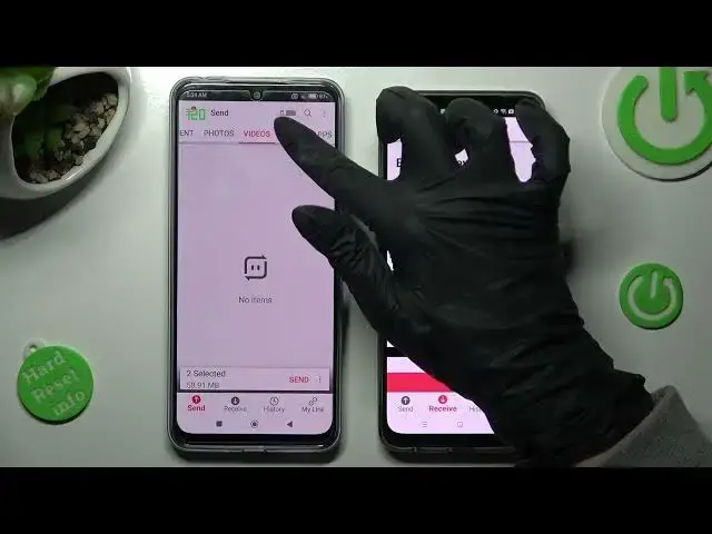 Video thumbnail for How to Transfer Files from an Android Device to REALME 9 Pro+ - Send Anywhere